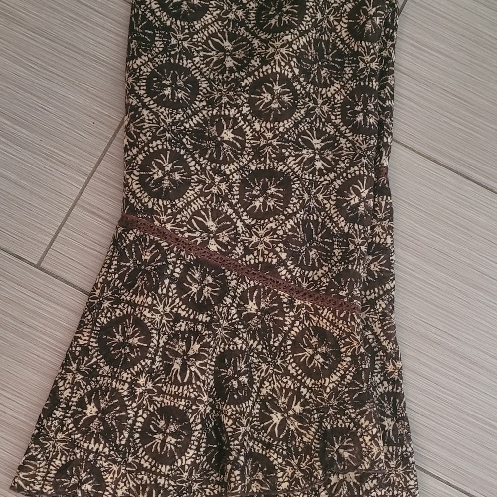 Elegant Brown Patterned Skirt